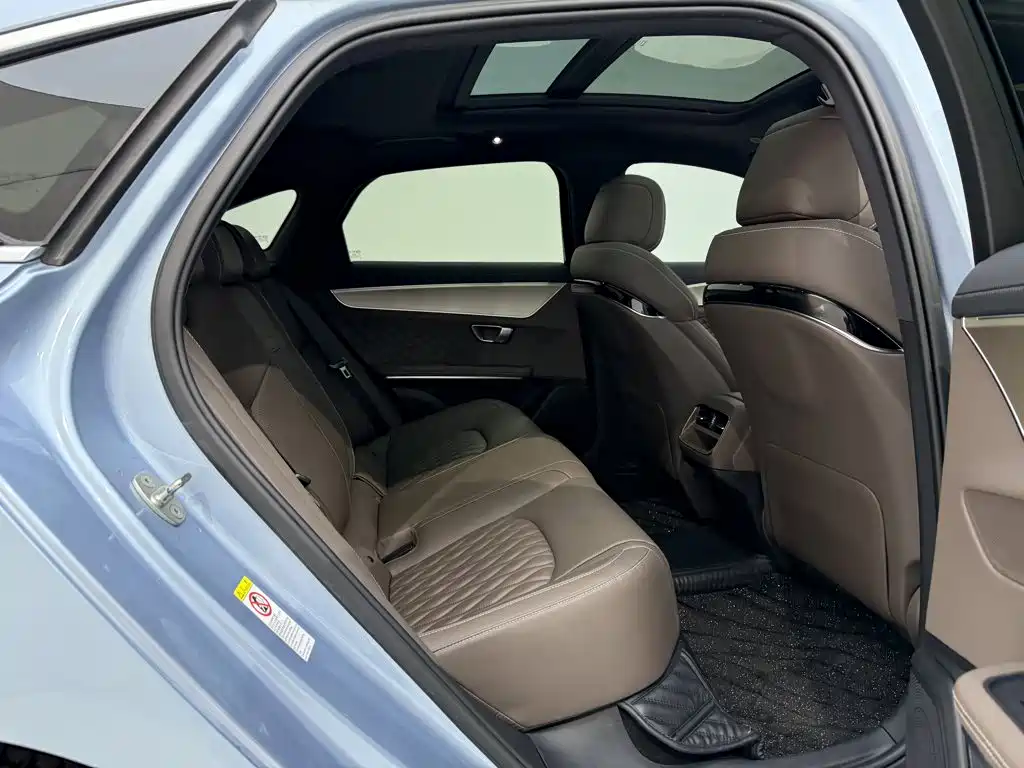 BYD Han — миниатюра 27