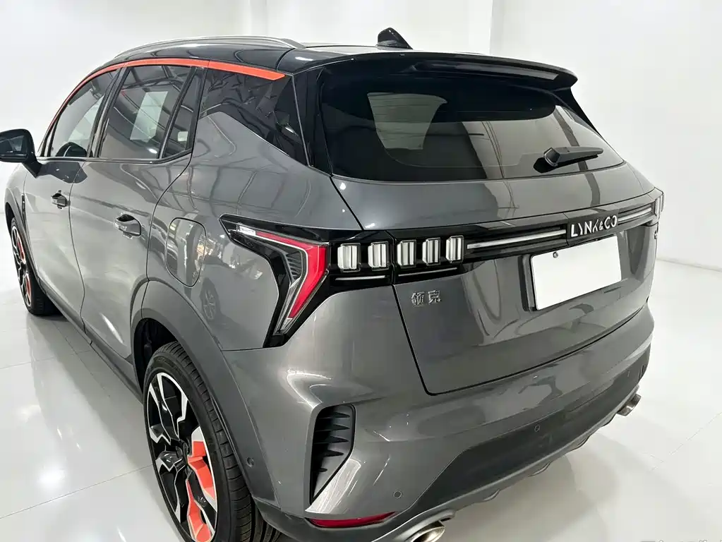 Lynk & Co 06 — миниатюра 5