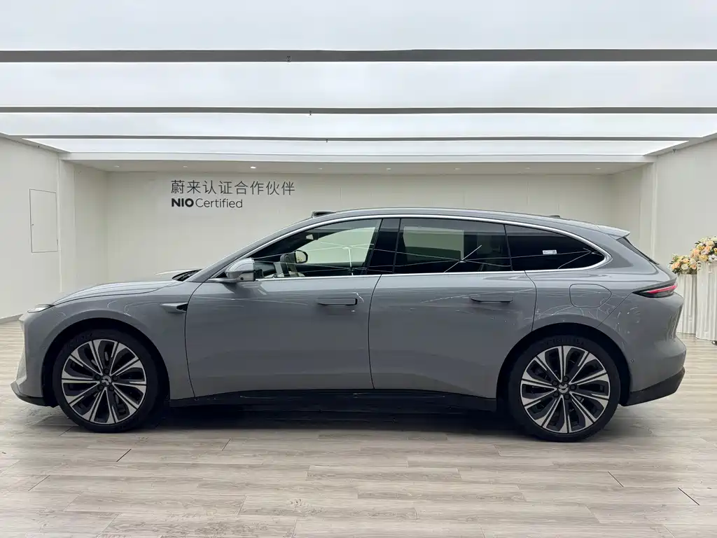 NIO ET5T 2025 75kWh Touring