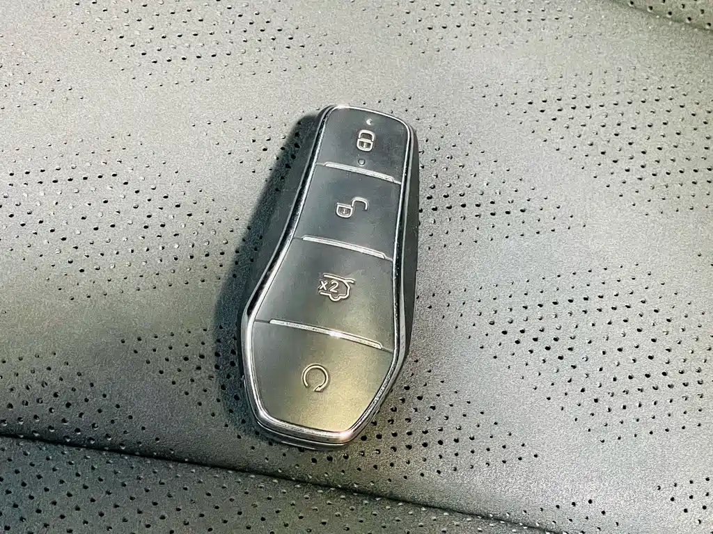 BYD Dolphin — миниатюра 34