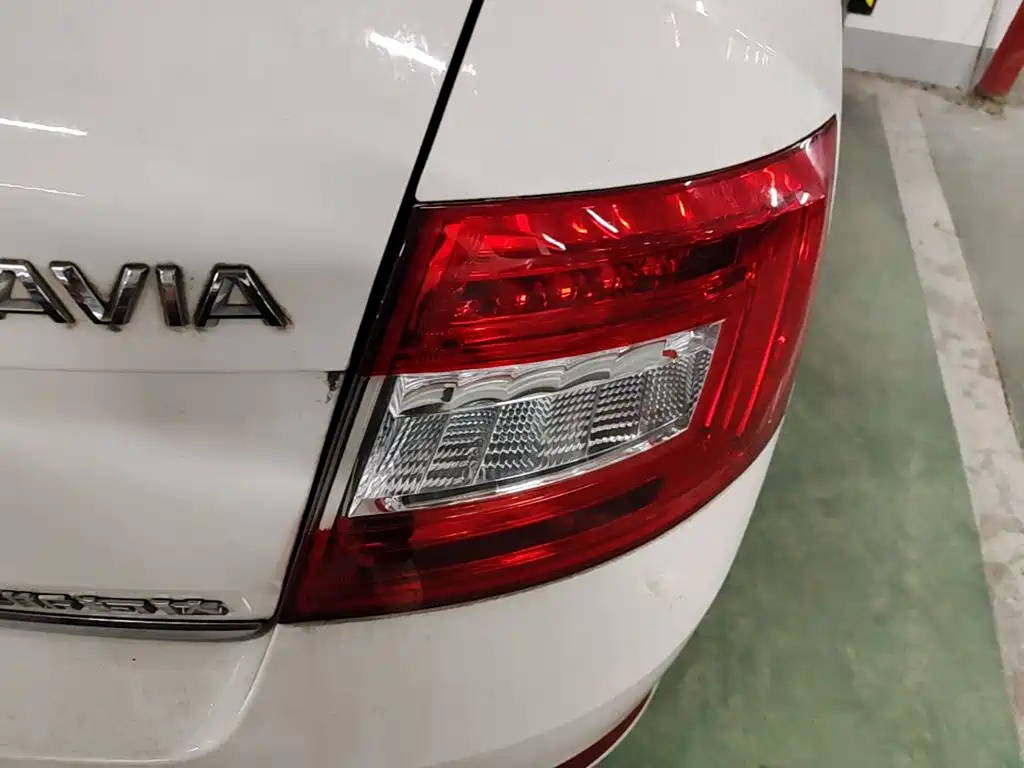 Skoda Octavia — миниатюра 8