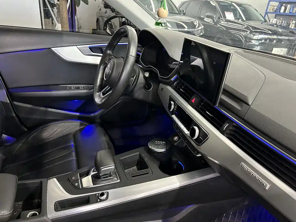 Audi A4L — миниатюра 12