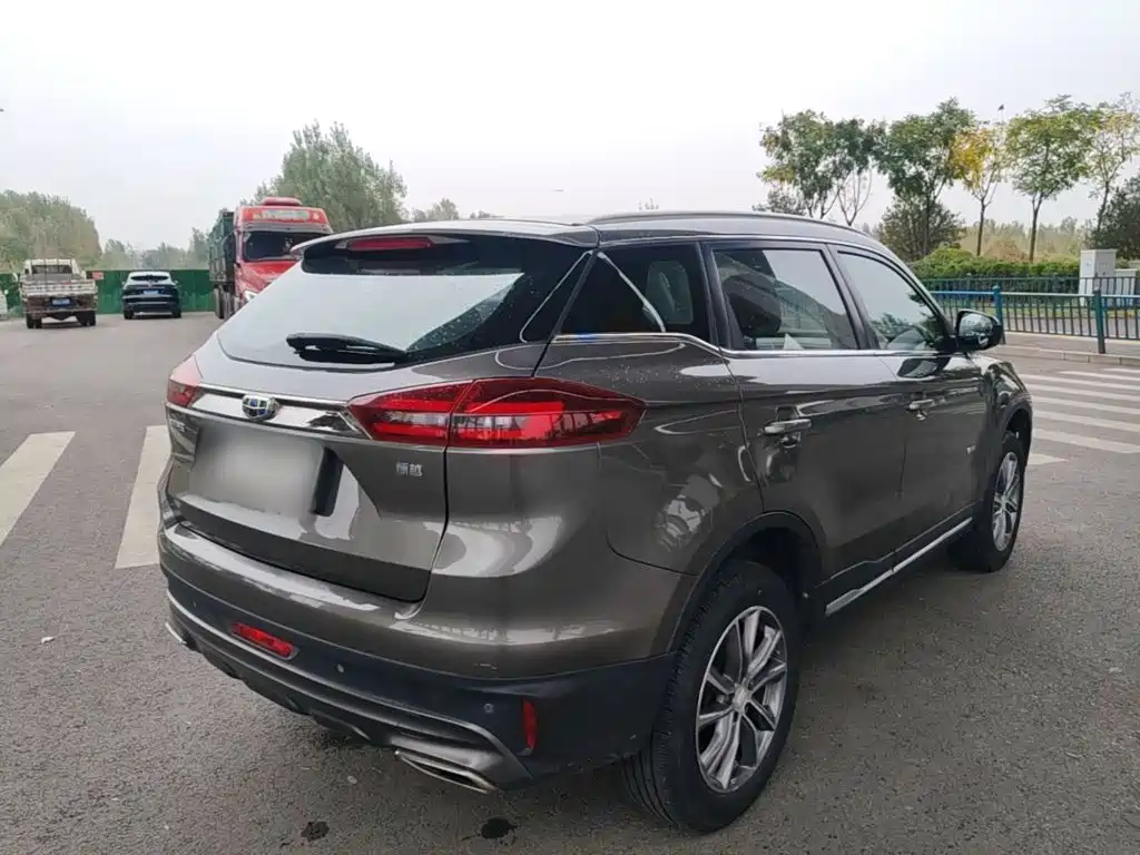 Geely Boyue — миниатюра 7
