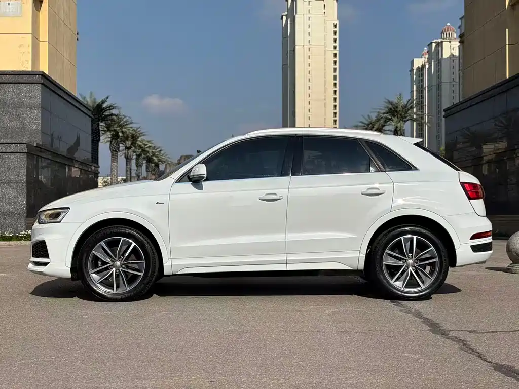 Audi Q3 — миниатюра 2