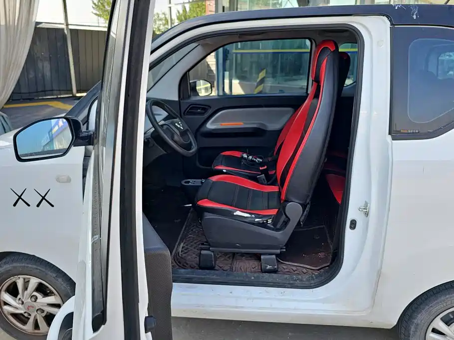 Wuling MINIEV — миниатюра 9