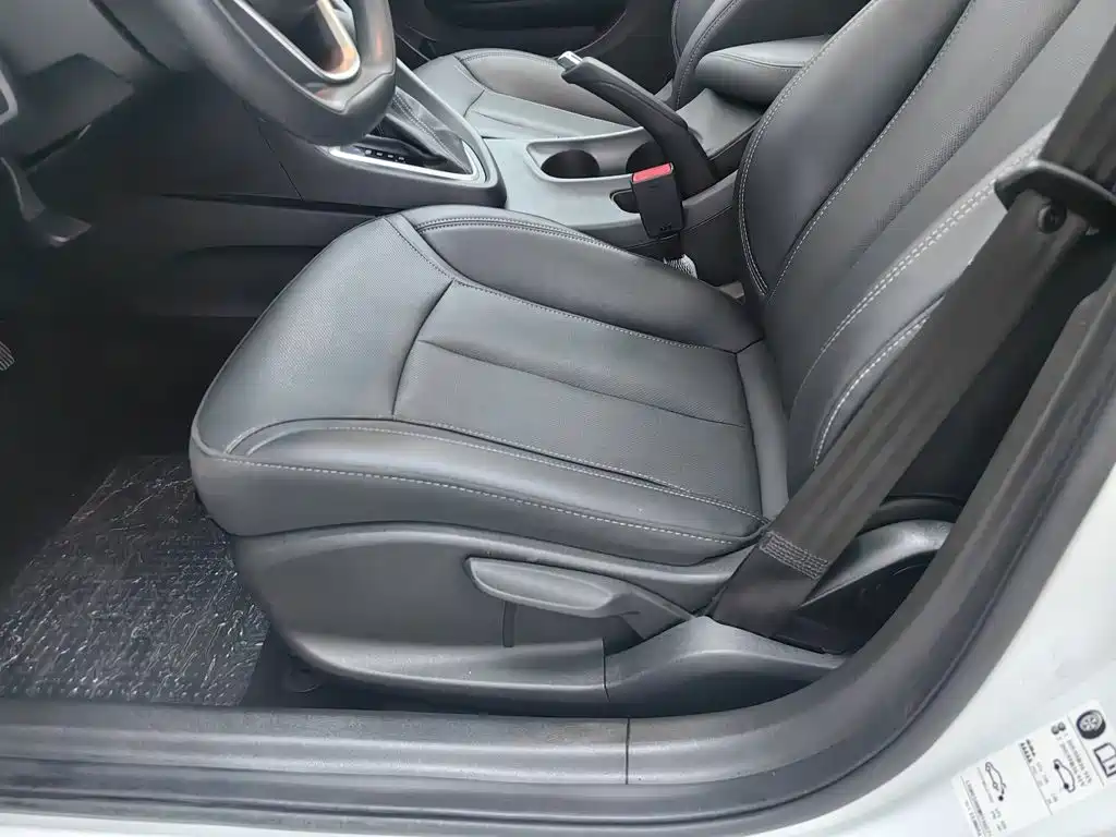 Buick Excelle — миниатюра 20