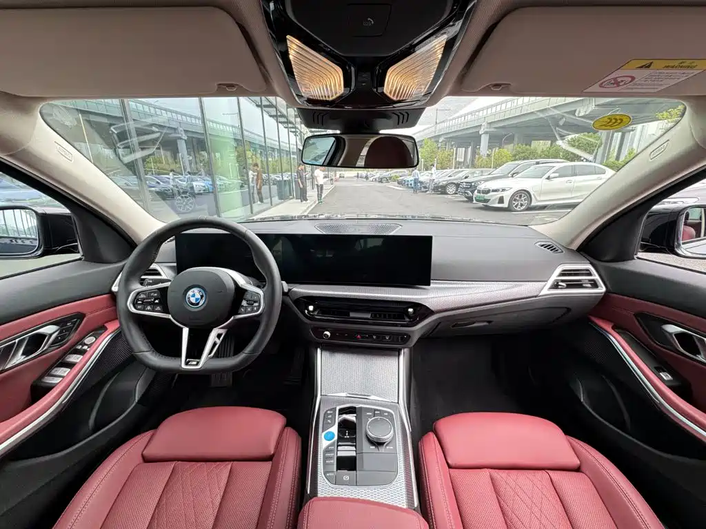 BMW i3 — миниатюра 11