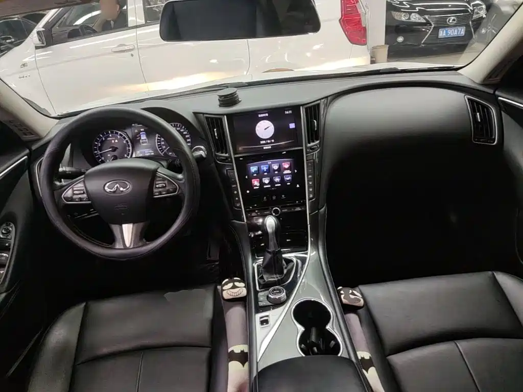 Infiniti Q50L — миниатюра 10
