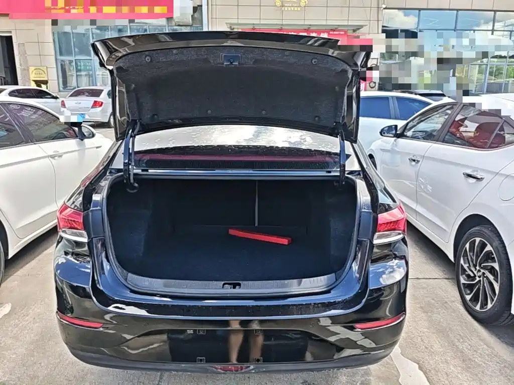 Buick Excelle — миниатюра 15