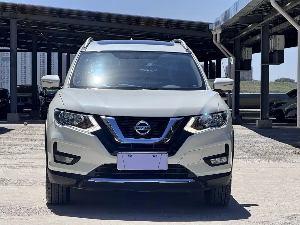 Nissan X-Trail — миниатюра 3