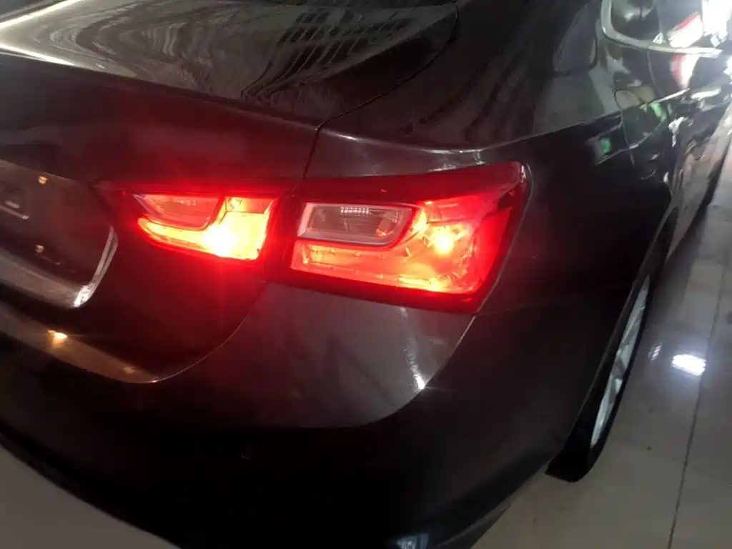 Chevrolet Malibu XL — миниатюра 8