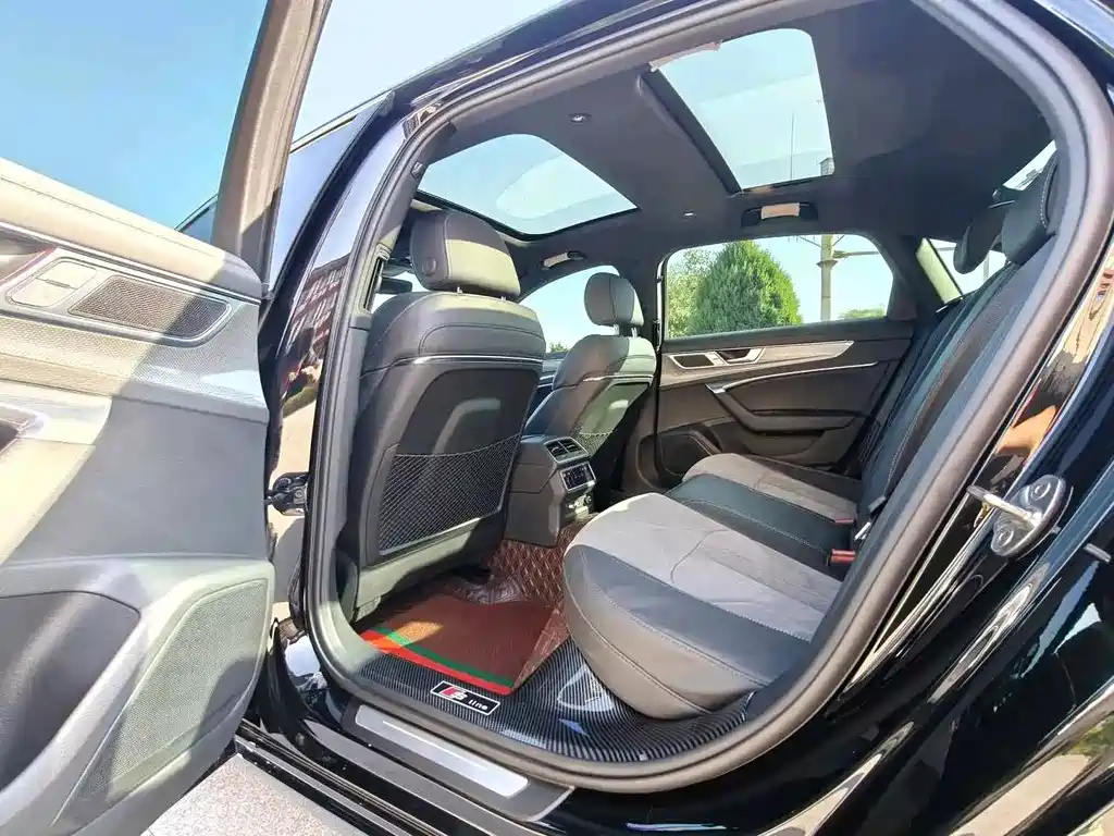 Audi A6L — миниатюра 6