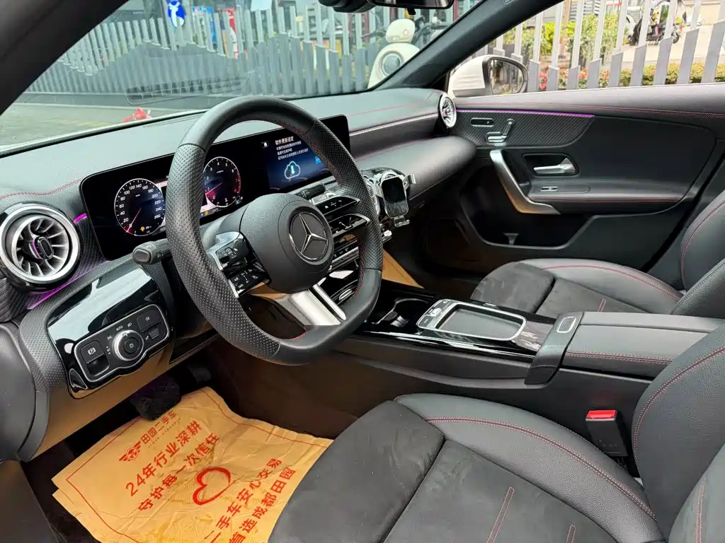 Mercedes-Benz A-Class — миниатюра 7