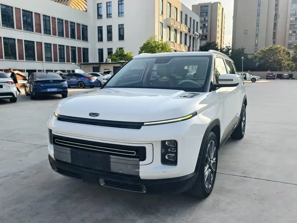 Geely Icon