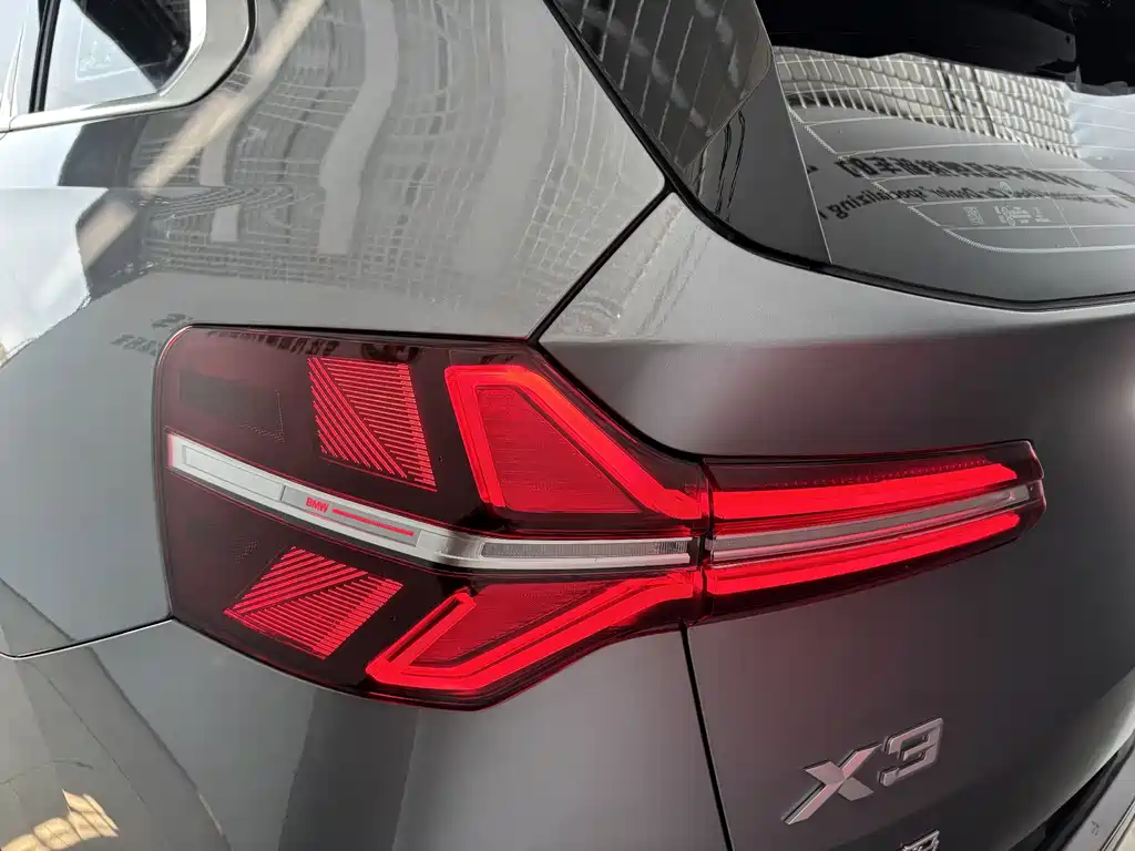 BMW X3 — миниатюра 9