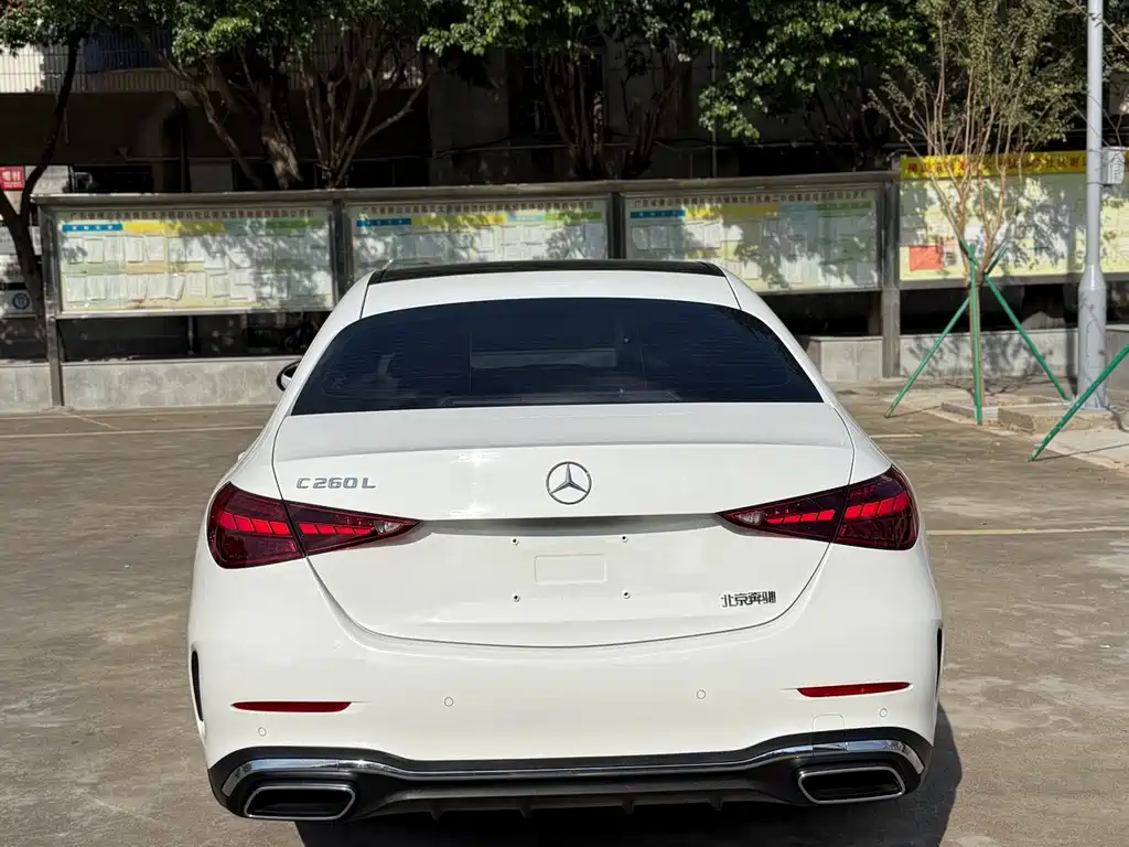 Mercedes-Benz C-Class — миниатюра 10