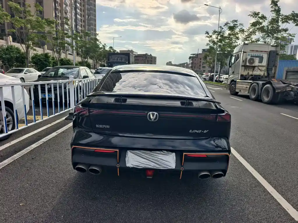 Changan UNI-V — миниатюра 8