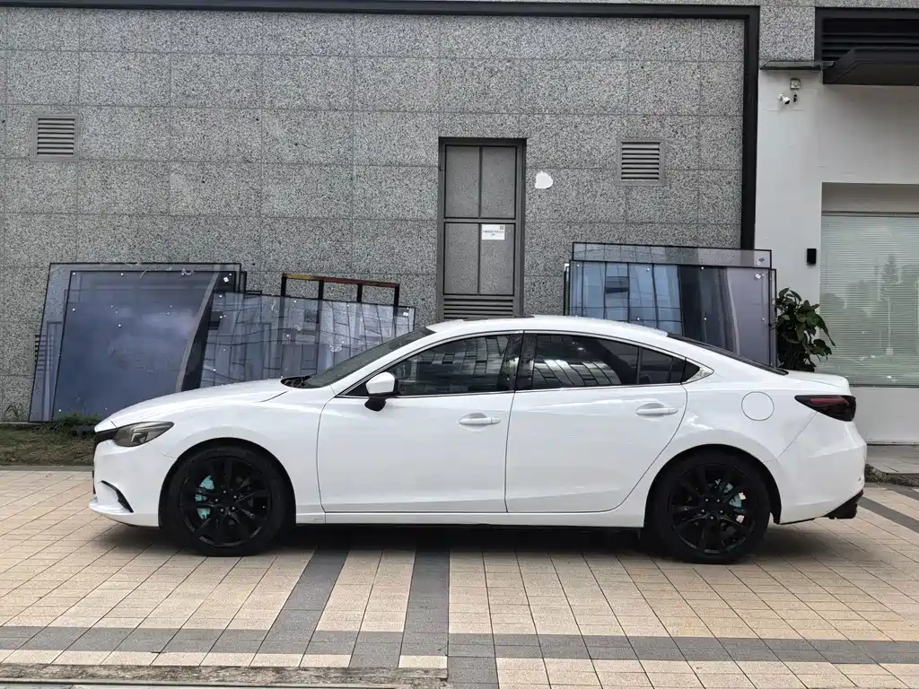 Mazda Atenza — миниатюра 4