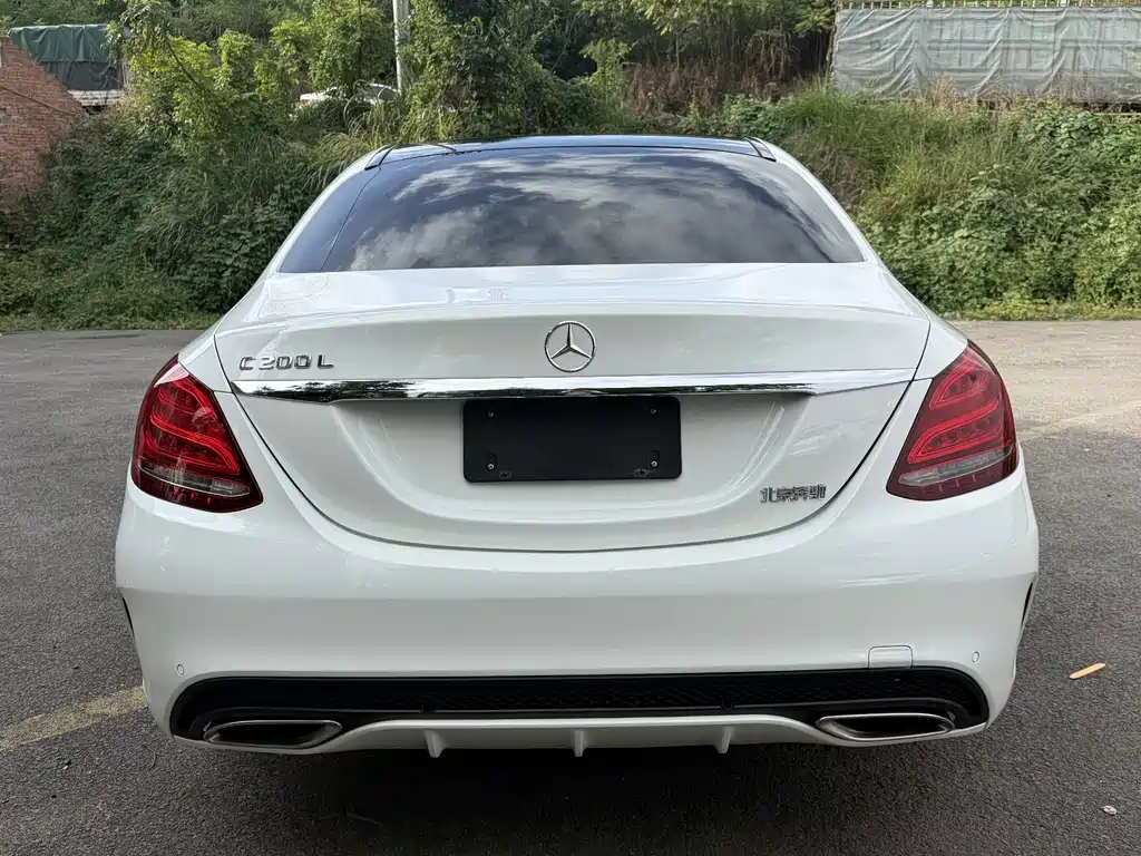 Mercedes-Benz C-Class — миниатюра 12