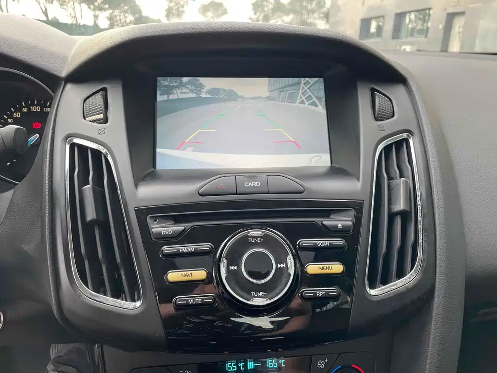 Ford Focus — миниатюра 10
