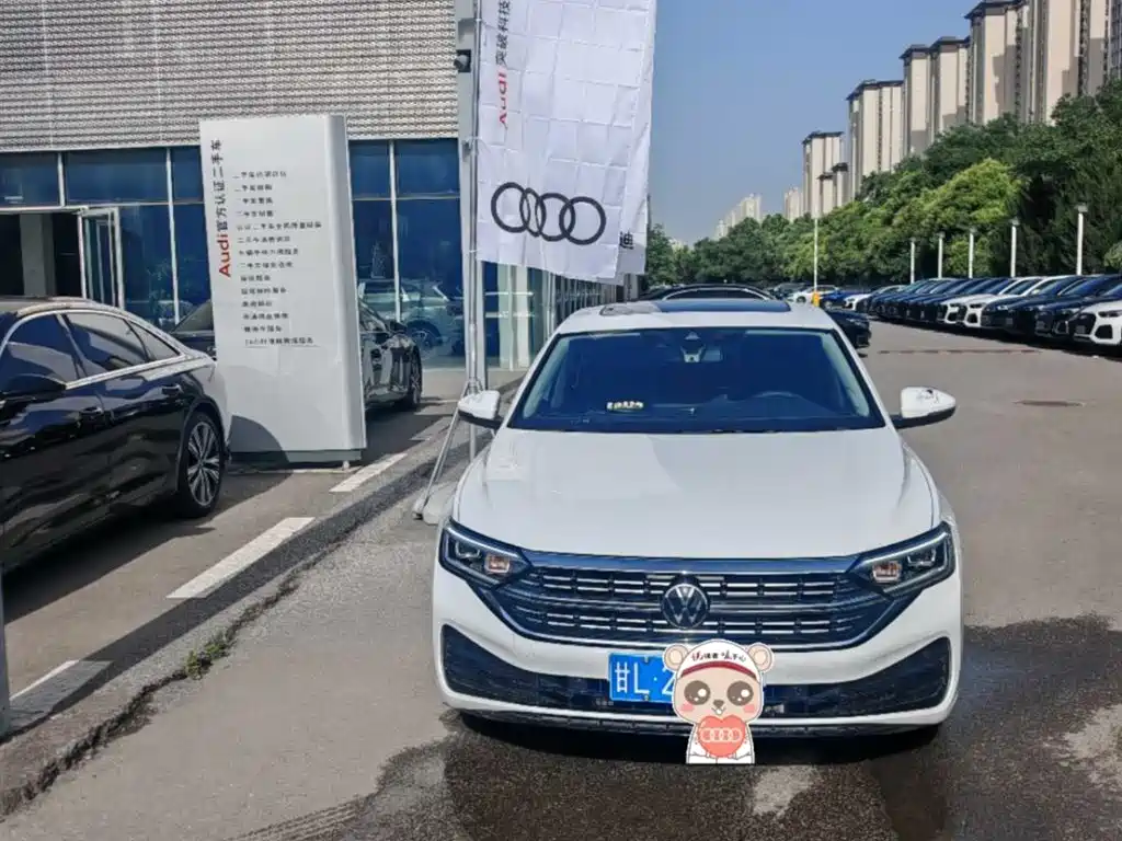 Купить Volkswagen Sagitar