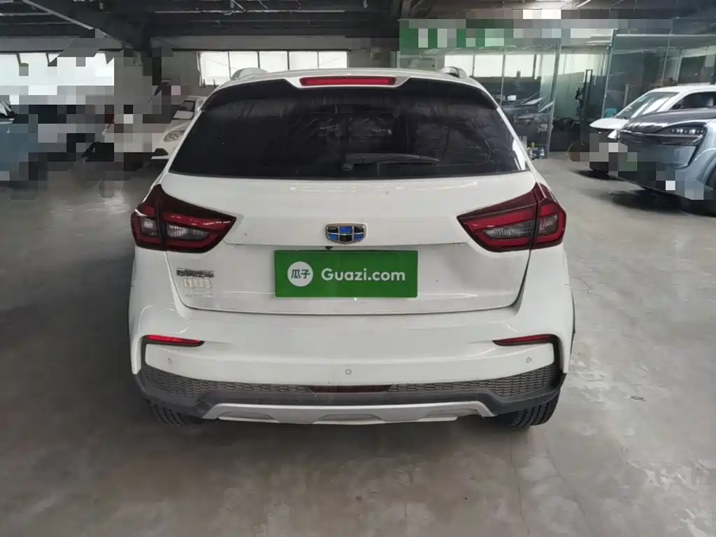 Geely Vision X3 — миниатюра 6