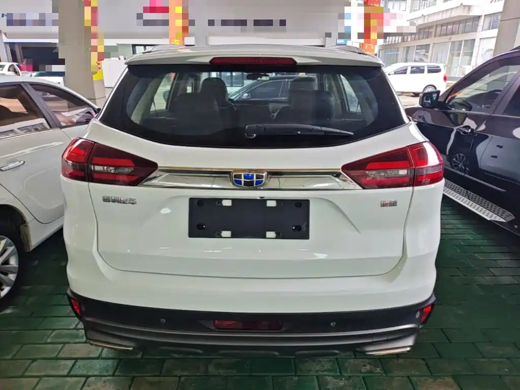 Geely Boyue — миниатюра 6