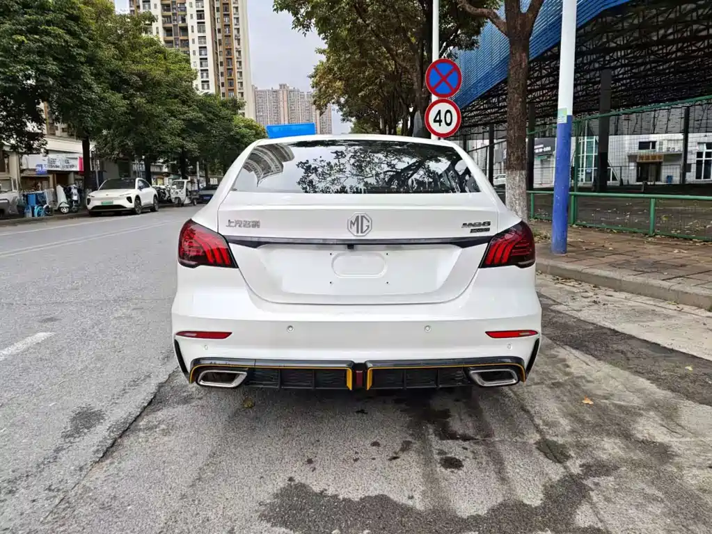 MG MG6 — миниатюра 14