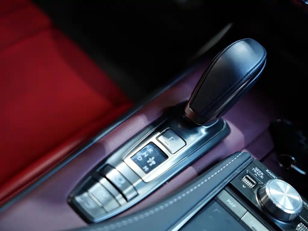 Lexus LC — миниатюра 54