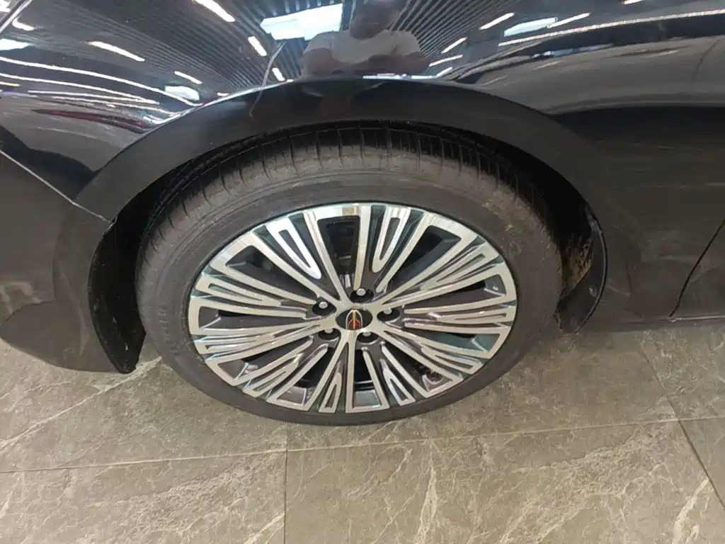 Hongqi Hongqi H5 — миниатюра 23