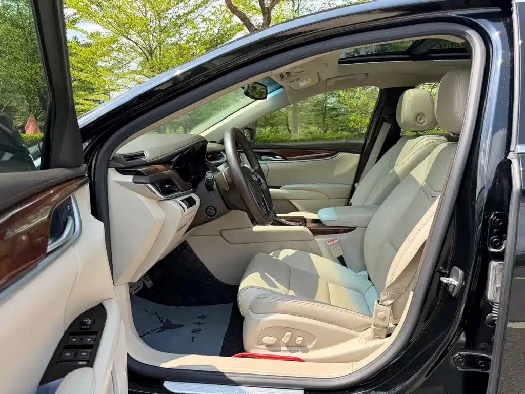 Cadillac XTS — миниатюра 8