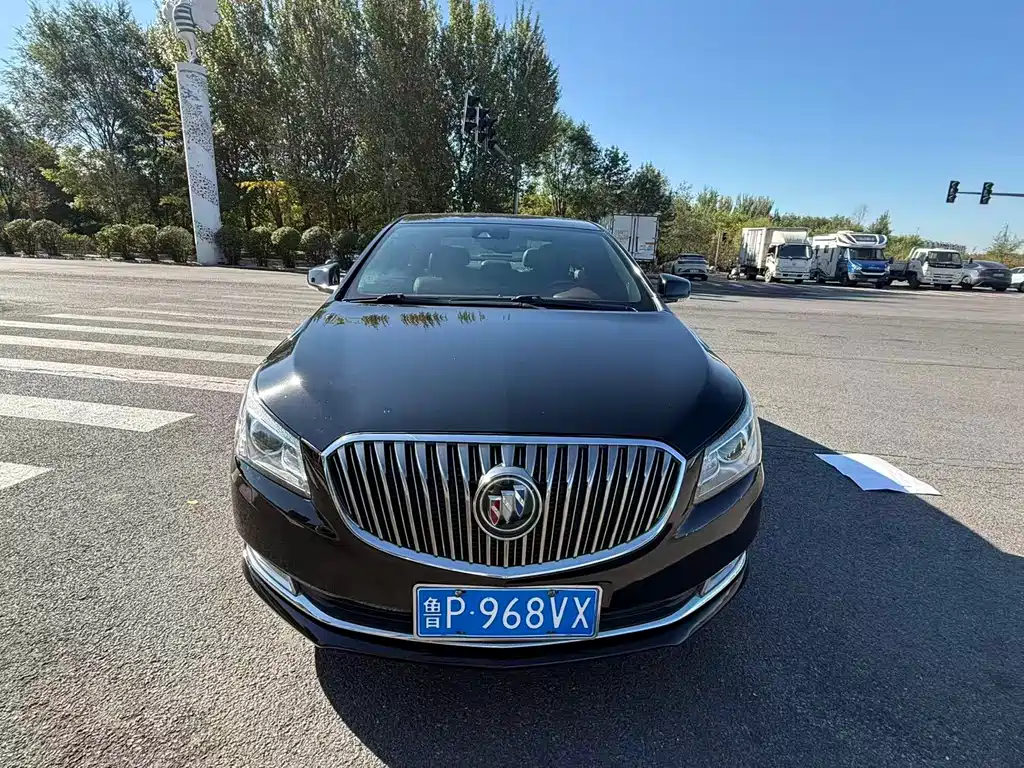 Buick LaCrosse — миниатюра 2