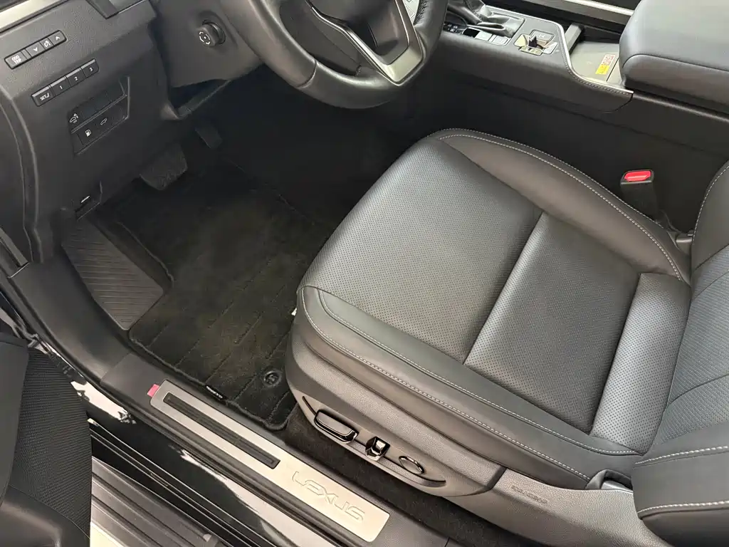 Lexus GX — миниатюра 11