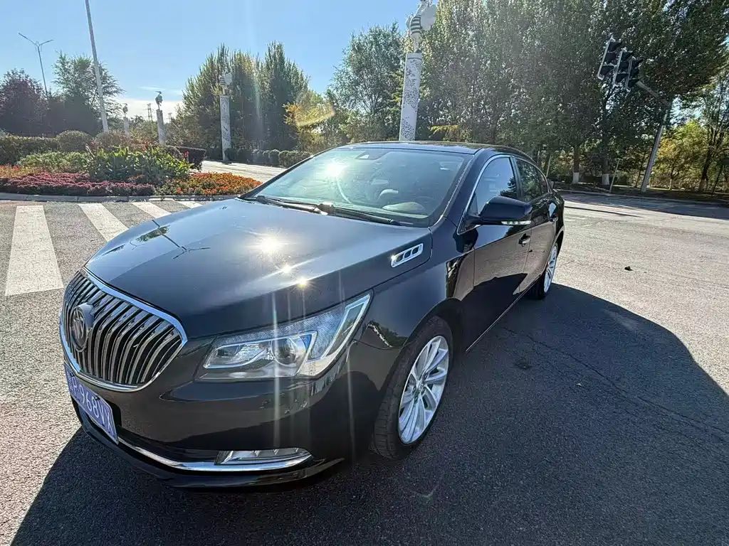 Buick LaCrosse — миниатюра 3