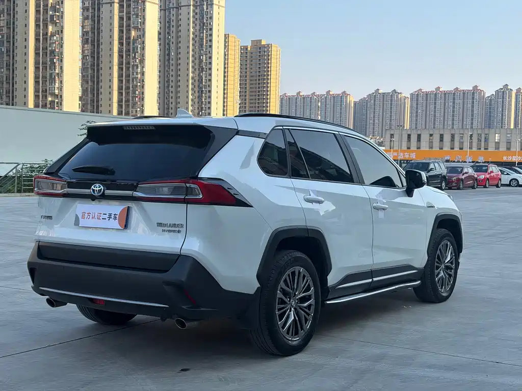 Toyota Wildlander — миниатюра 7