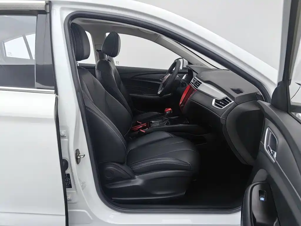 Roewe i5 — миниатюра 23