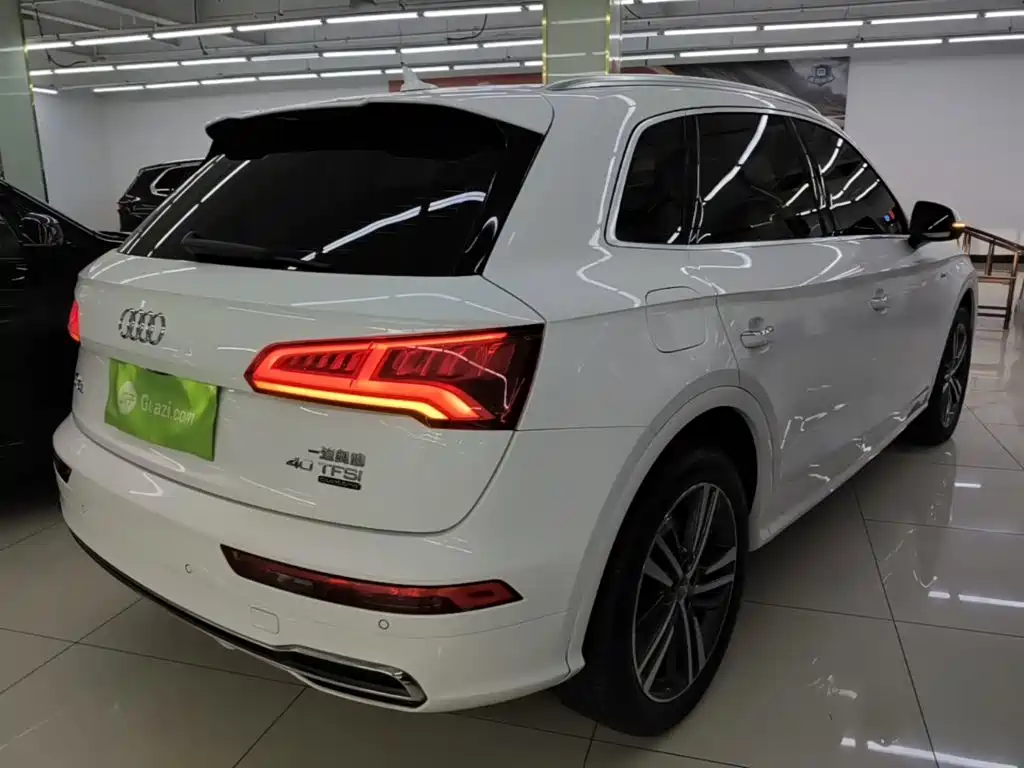 Audi Q5L — миниатюра 7