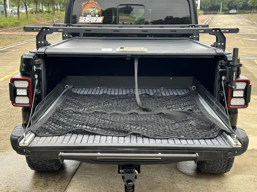 Jeep Gladiator — миниатюра 8
