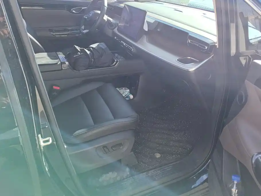 GAC Motor Trumpchi E8 PHEV — миниатюра 8