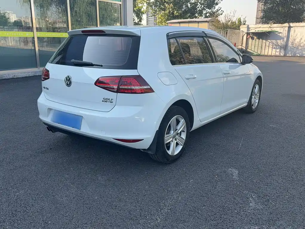 Volkswagen Golf — миниатюра 7