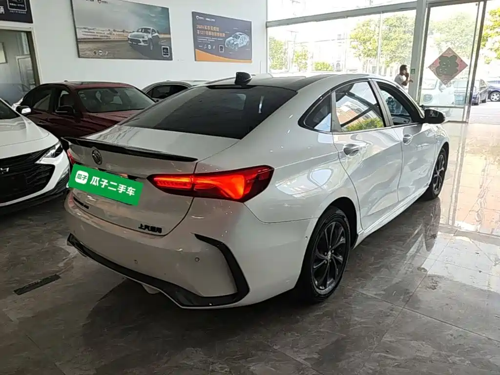 Buick Verano — миниатюра 7