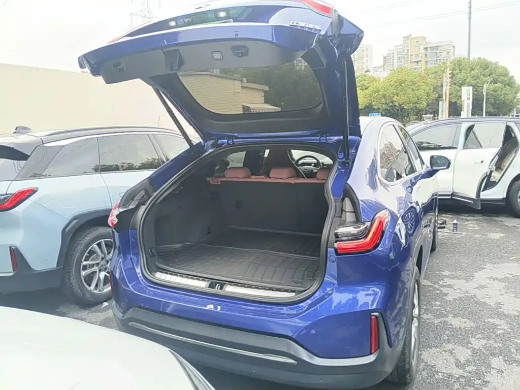 NIO EC6 — миниатюра 19