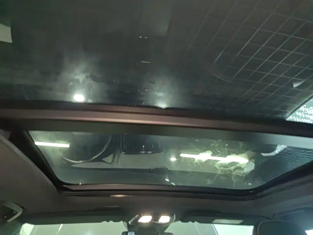 Volvo XC40 NEV — миниатюра 18