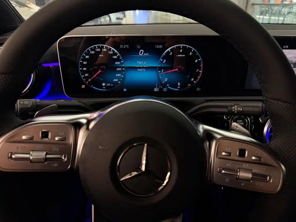 Mercedes-Benz A-Class — миниатюра 14