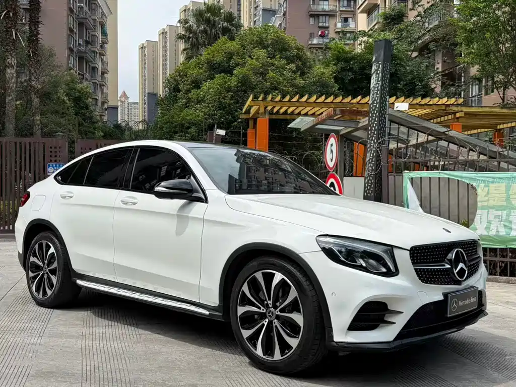Mercedes-Benz GLC 2018 GLC 260 4MATIC SUV