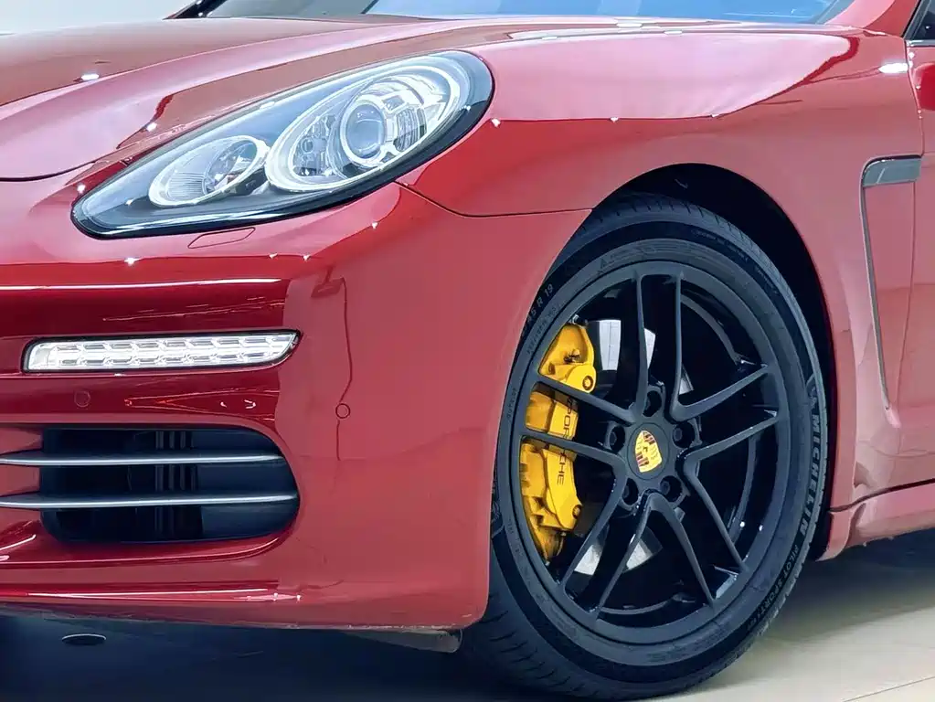 Porsche Panamera — миниатюра 10