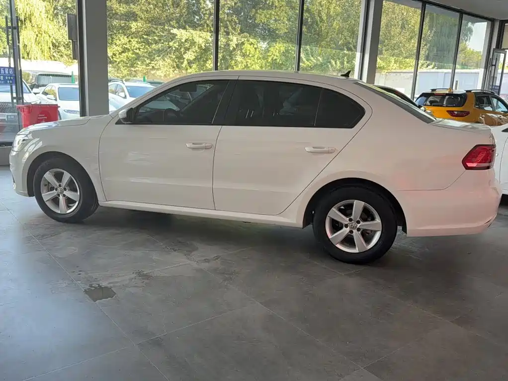 Volkswagen Lavida — миниатюра 15