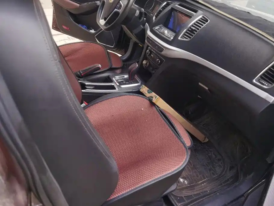 Geely Vision — миниатюра 8