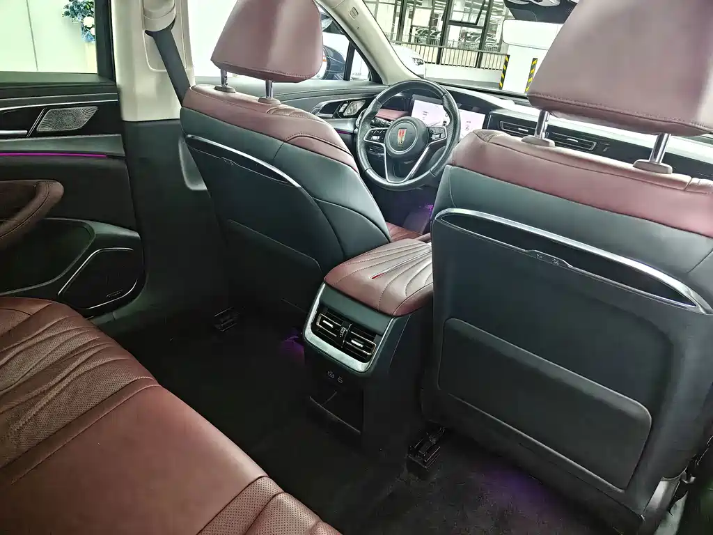 Hongqi Hongqi H5 — миниатюра 11