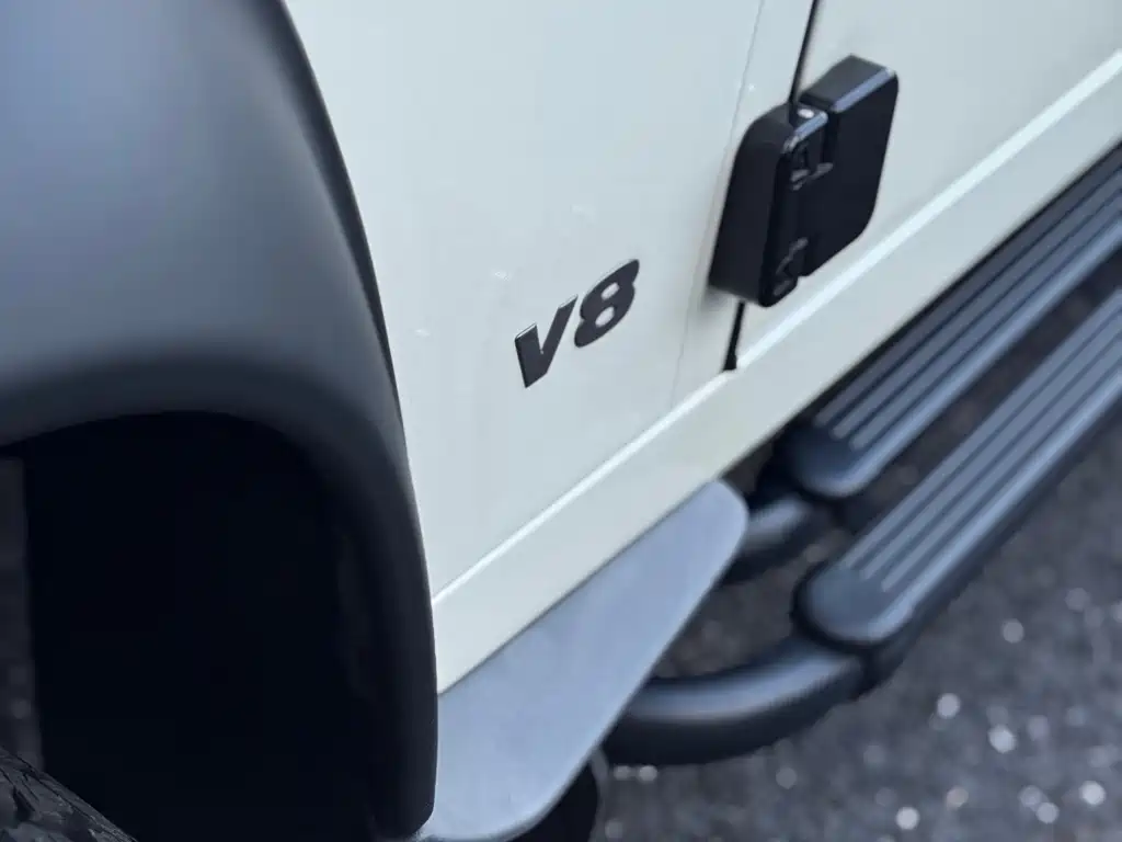 Land Rover Defender — миниатюра 21